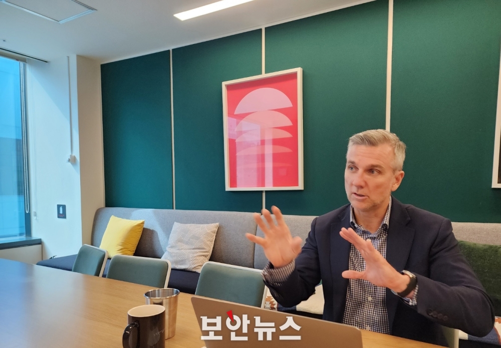 [글로벌 인터뷰] Sentinel One 副社長 Evan Davidson 氏「世界的な政治およびセキュリティのサイバー攻撃が増加しています」